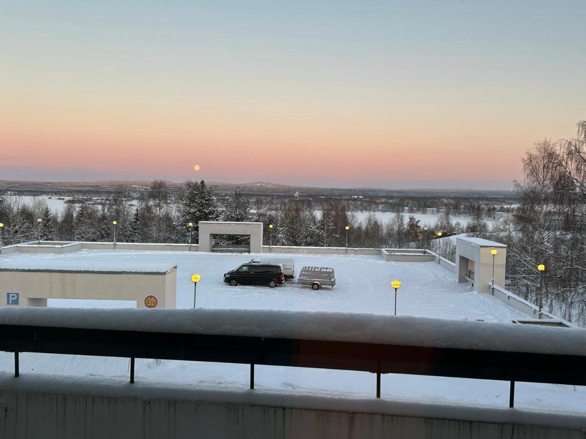 Keskustan Tilava Kaksio Lägenhet Rovaniemi Exteriör bild