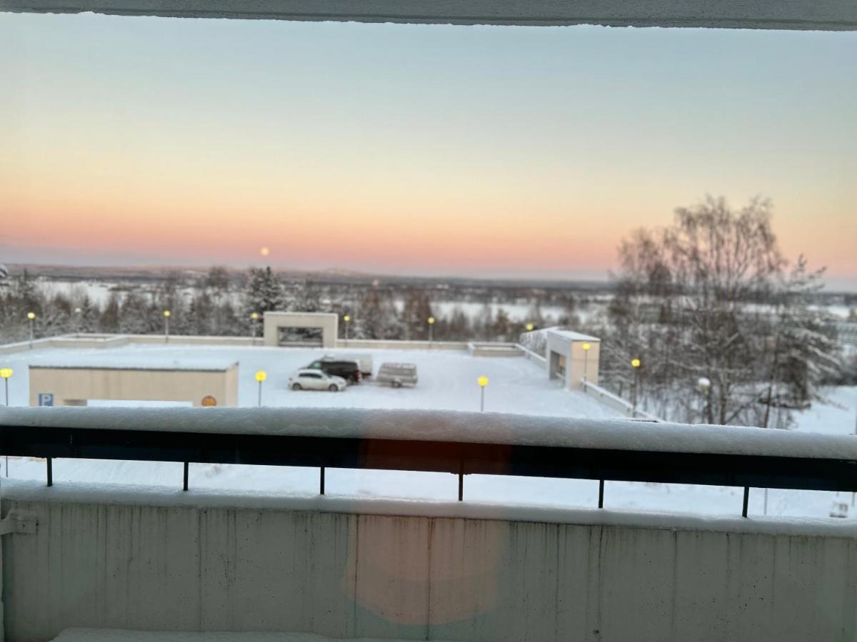 Keskustan Tilava Kaksio Lägenhet Rovaniemi Exteriör bild